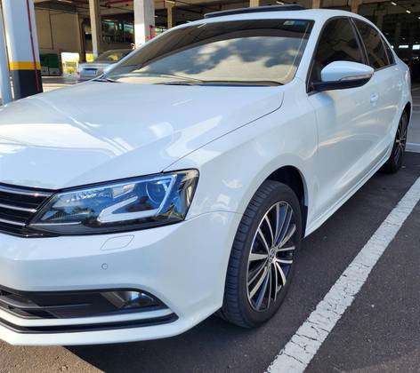 VOLKSWAGEN JETTA 2.0 TSI HIGHLINE 211CV GASOLINA 4P TIPTRONIC